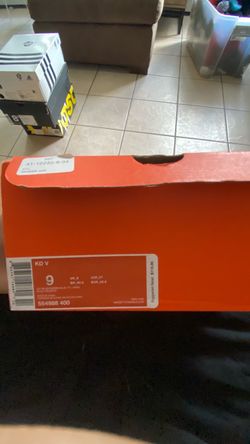 Nike KD V Sneakers Size 9