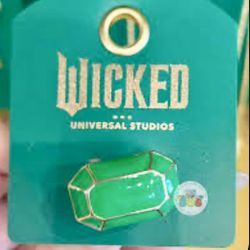 Universal Studios Wicked Emerald City Green Ring 2024