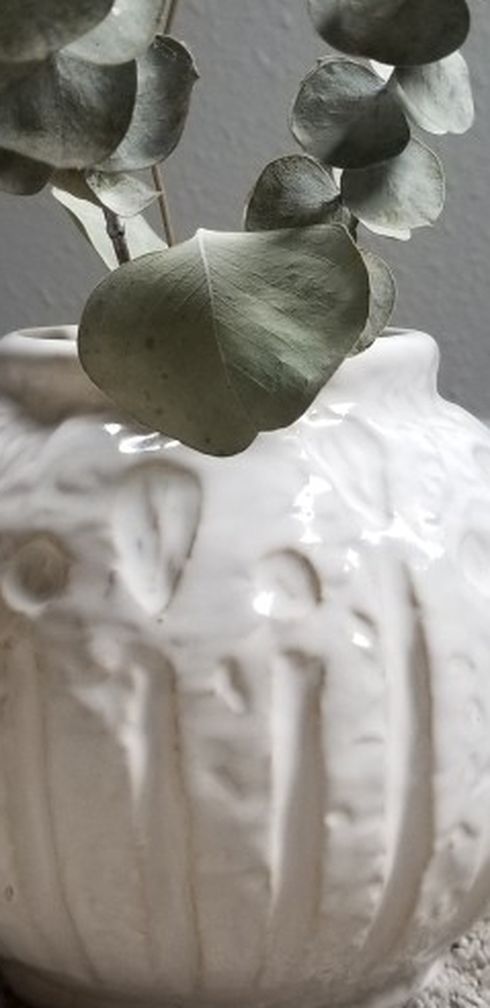 Ceramic White/cream Flower Pot Or Vase