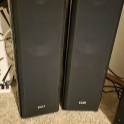 Pair of Sony Tower Speakers