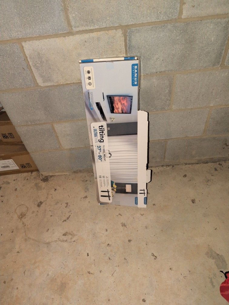 Tilting TV Wall Mount