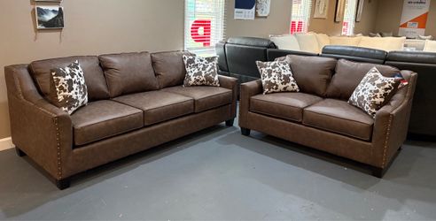 New Sofa & Loveseat Set