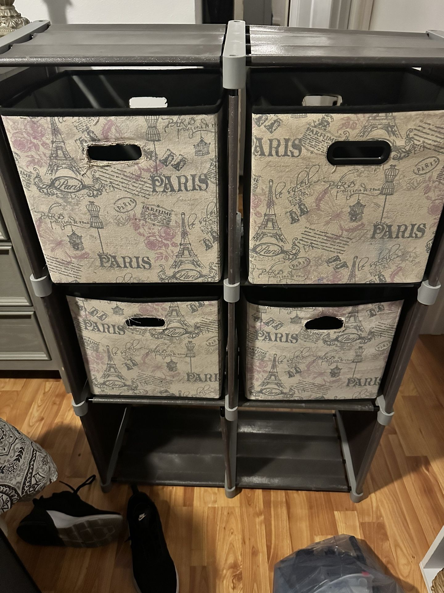 Closet Organization And Storage (Read Description)