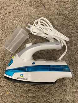 Steamfast SF-710 Mini Steam Iron (Travel)