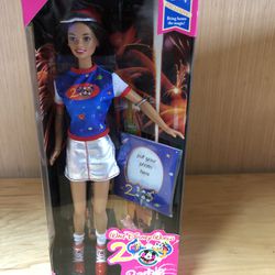 2000 Walt Disney World Barbie Doll