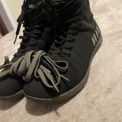  NOBULL trainers High top  Size 10 M 