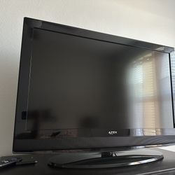 APEX - 40 “ LCD TV
