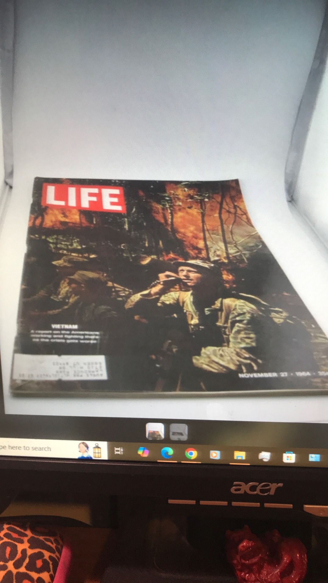 Life Magazine November 27 1964 Vintage Vietnam War-American's Working & Fighting