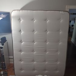 FREE DreamCloud Mattress - Queen Size