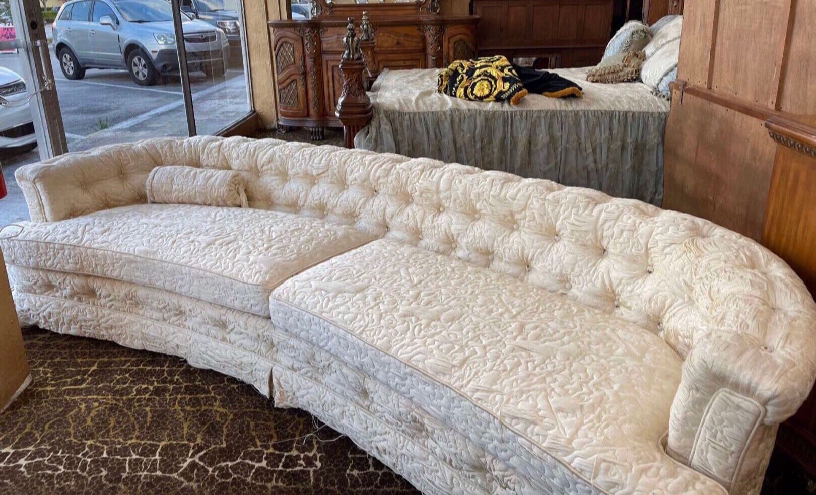 VINTAGE SOFA