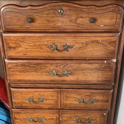 Old Antique Dresser Needs Lots Of TLC