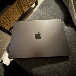 MacBook Pro 14-in
