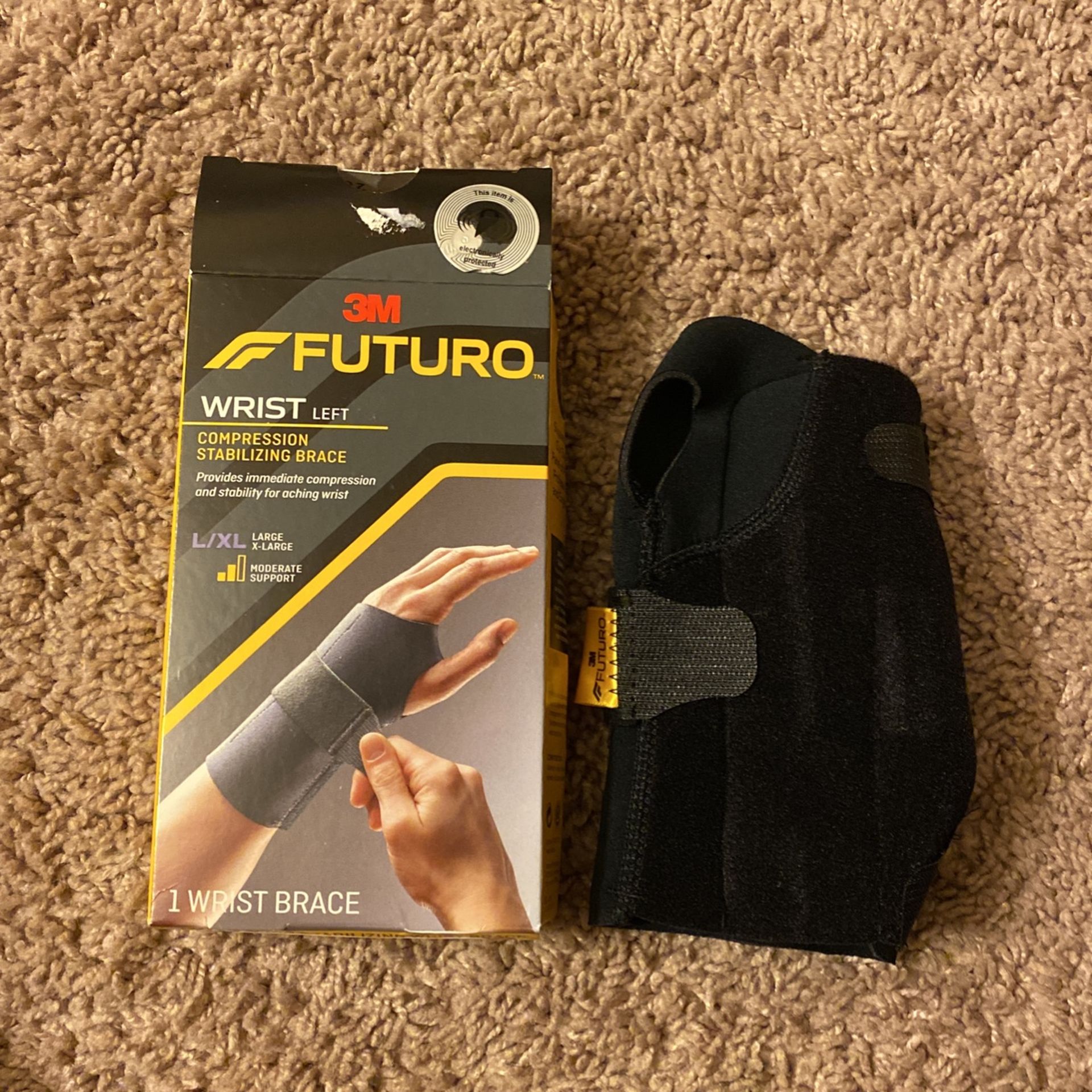 Futuro Left Wrist Brace