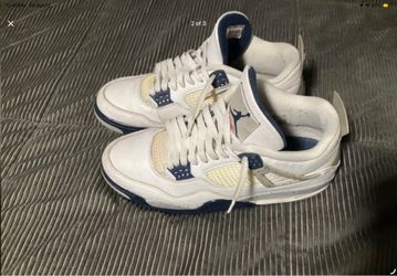 Blue and white thunder Jordan 4