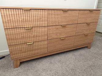 Wood Fluted 9 Drawer Dresser & 2 Nightstands Set