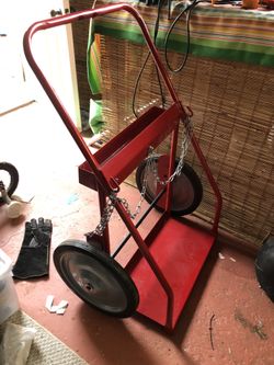 Milwaukee Dual Cylinder truck 500lb Capacity 