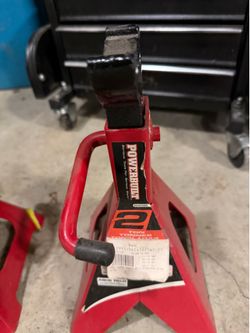 Jack stands