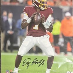 Dwayne Haskins Signed Washington Redskins 16x20 Photo Beckett