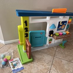 Fisher-Price Laugh & Learn Ultimate Playhouse Baby & Toddler Electronic Learning Toy