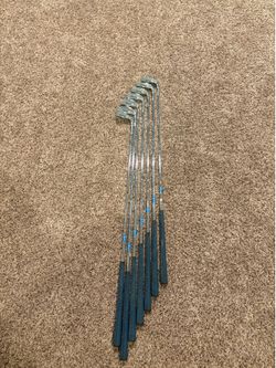 Golf Club Iron set RH 4-9, Sw (Pw also included but i forgot to put it in the pics)