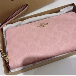 Coach Long Wallet 