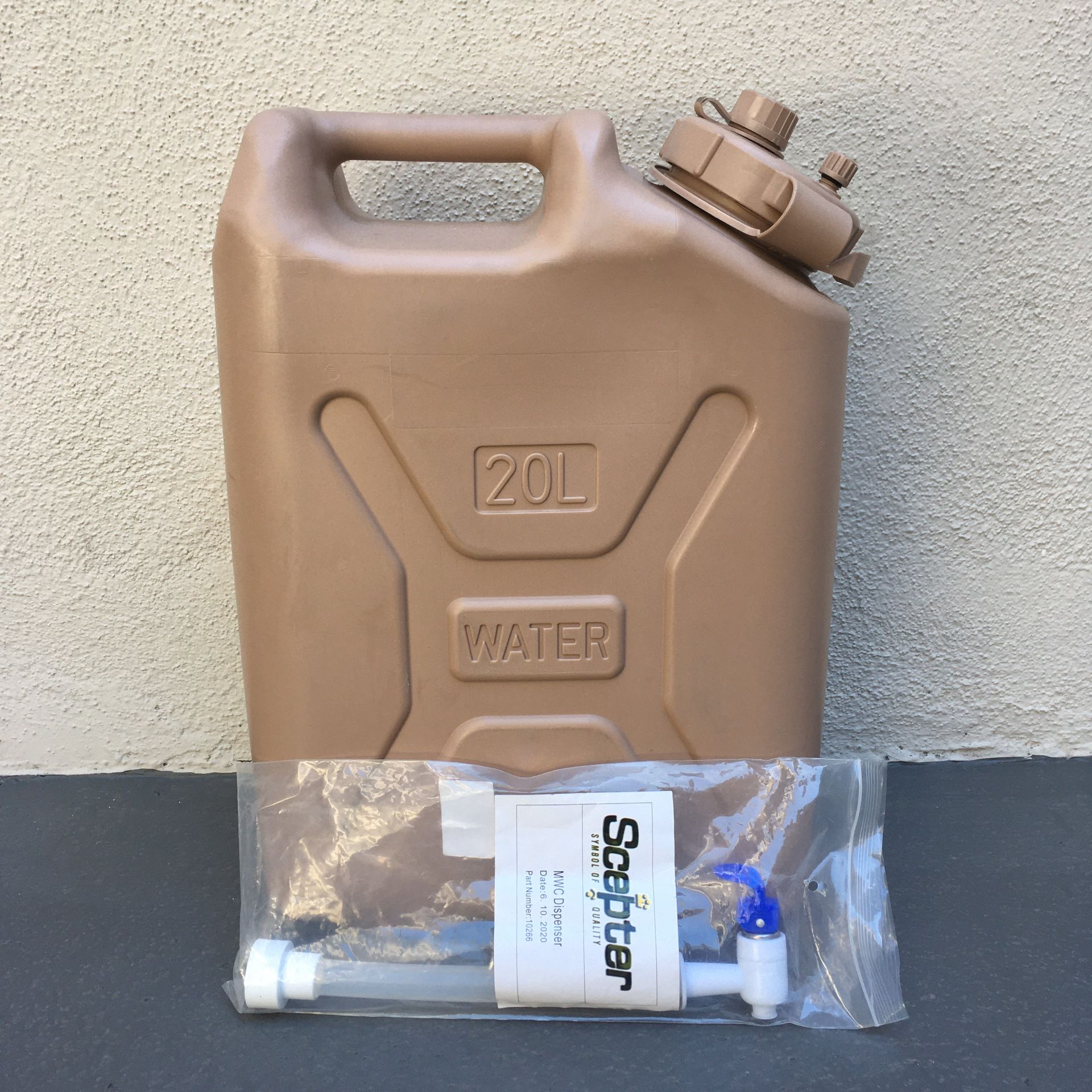 Scepter Water Container Jerry Can Camping, 20 Liters/5 gal With Spigot Jeep Overland