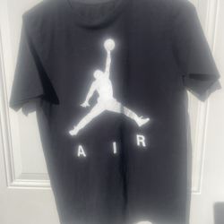 Michael Jordan shirt size Xs