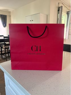 Carolina herrera gift bag