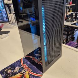 NZXT Gaming PC: MSI H510I PRO, 3.6 i5 11600KF, RX 580, 32GB RAM, 1TB M.2 + 1TB HDD + 1TB HDD $795