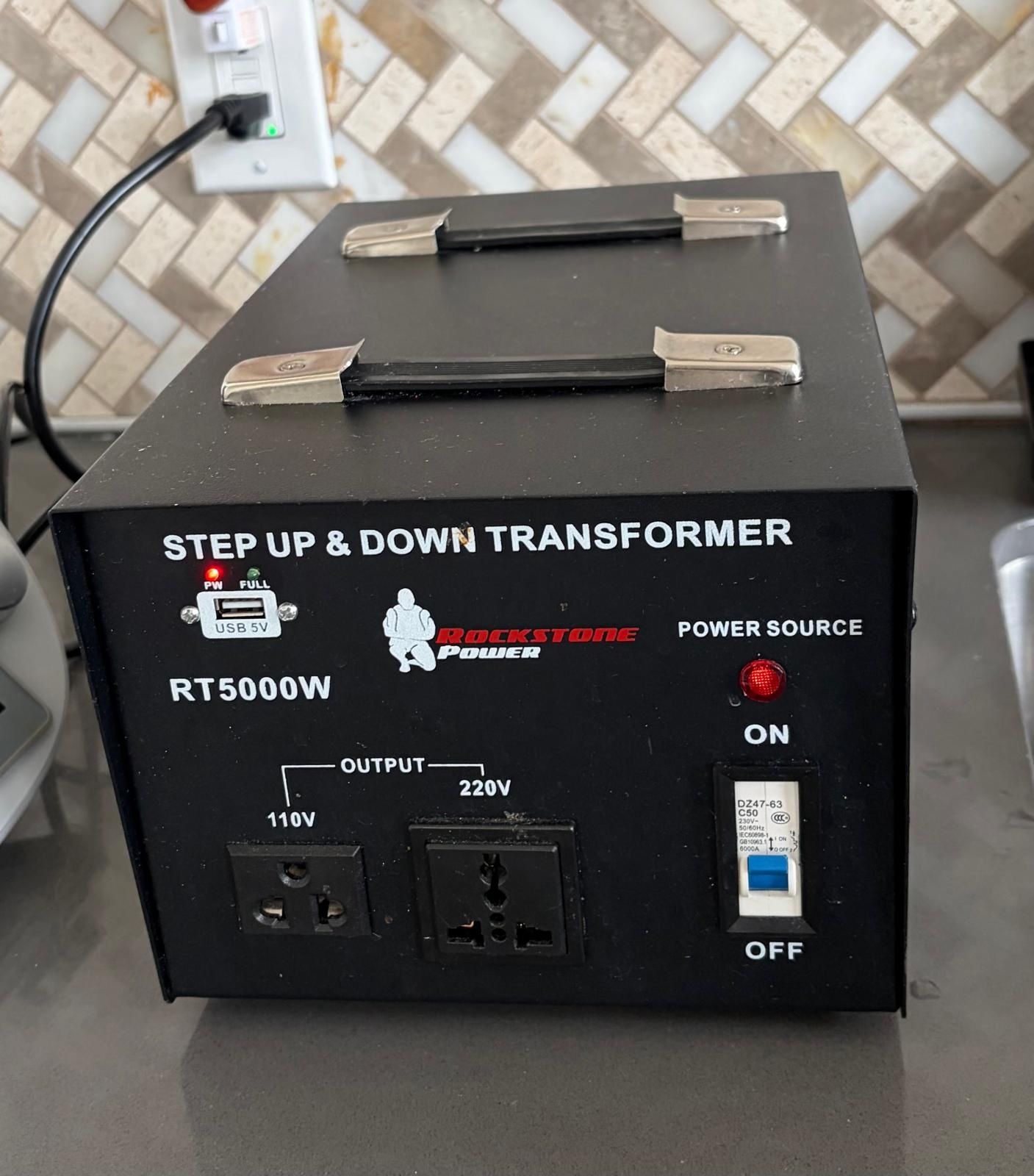 5000 Watt Voltage Converter Transformer - Heavy Duty Step Up/Down AC 110V/120V/220V/240V Power Converter - Circuit Breaker Protection – DC 5V USB Port