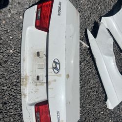 2006 Hyundai Sonata Part Trunk