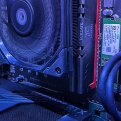 Gaming pc I9 9900K RTX 5060 32gb of ram desktop