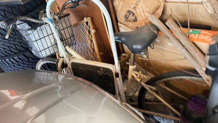 Schwinn Bicyle with basket