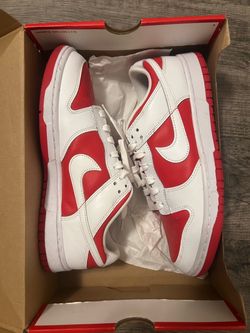 Nike Dunk Low size 9.5