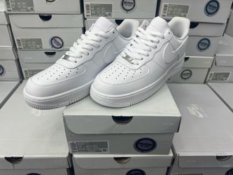 Nike Air Force 1
