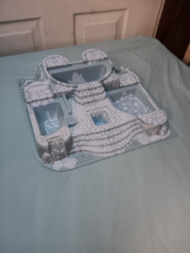 Light Blue LEGO BASEPLATE, Raised Belville Castle with FROZEN/ARCTIC PATTERN