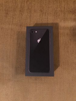 iPhone 8 Box (empty)