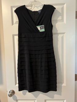 Women's Little black dress size 6 $20