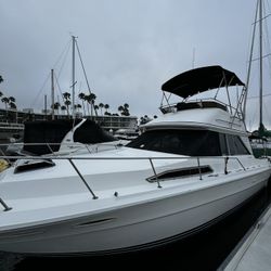 Sea Ray 35 For sale!! A lot of Upgrades! 