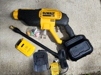 DEWALT CORDLESS PRESSURE WASHER w WAND BATTERY & CHARGER