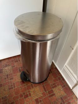 stainless steel garbage can flip lid.