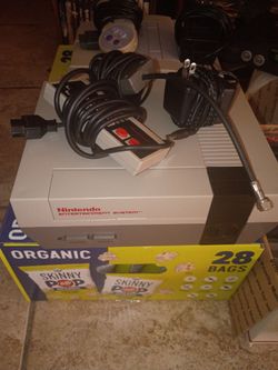 Nintendo NES system clean and tested pick up in Glendale works great $70 pick up only