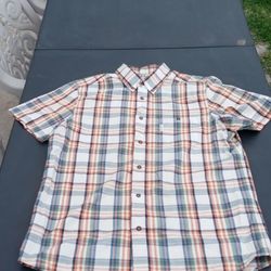 Men's short Sleeve Button up Shirt.