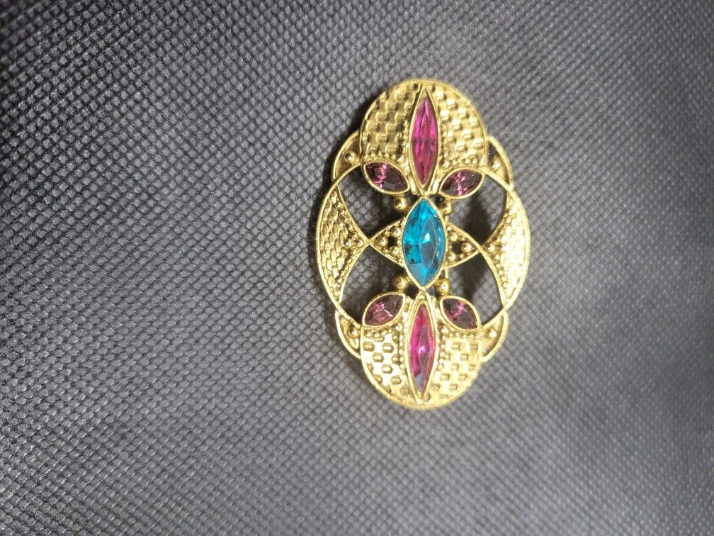 Medallion Gold Color Brooch