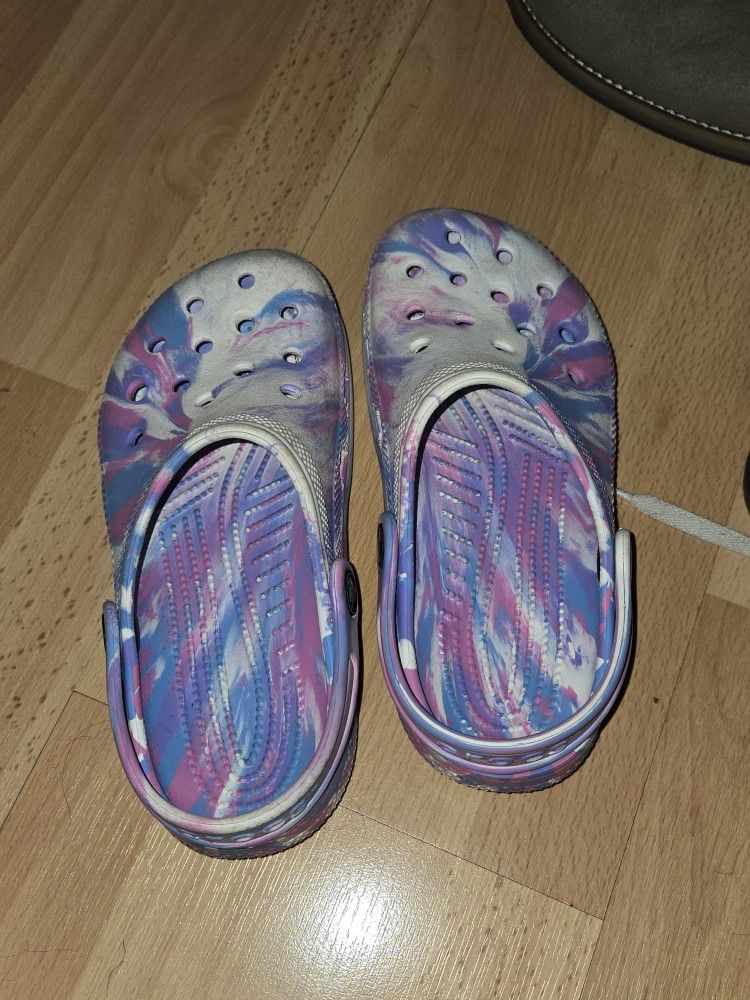 Kids Crocs Size 2