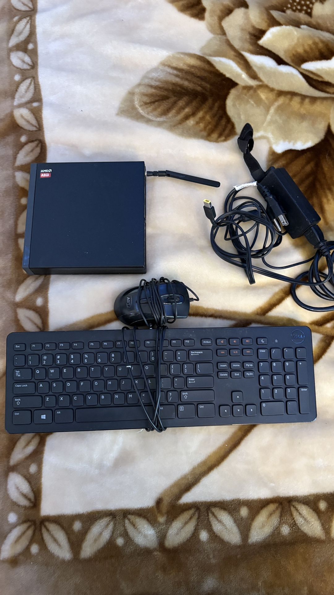 Lenovo Thinkpad mini pc