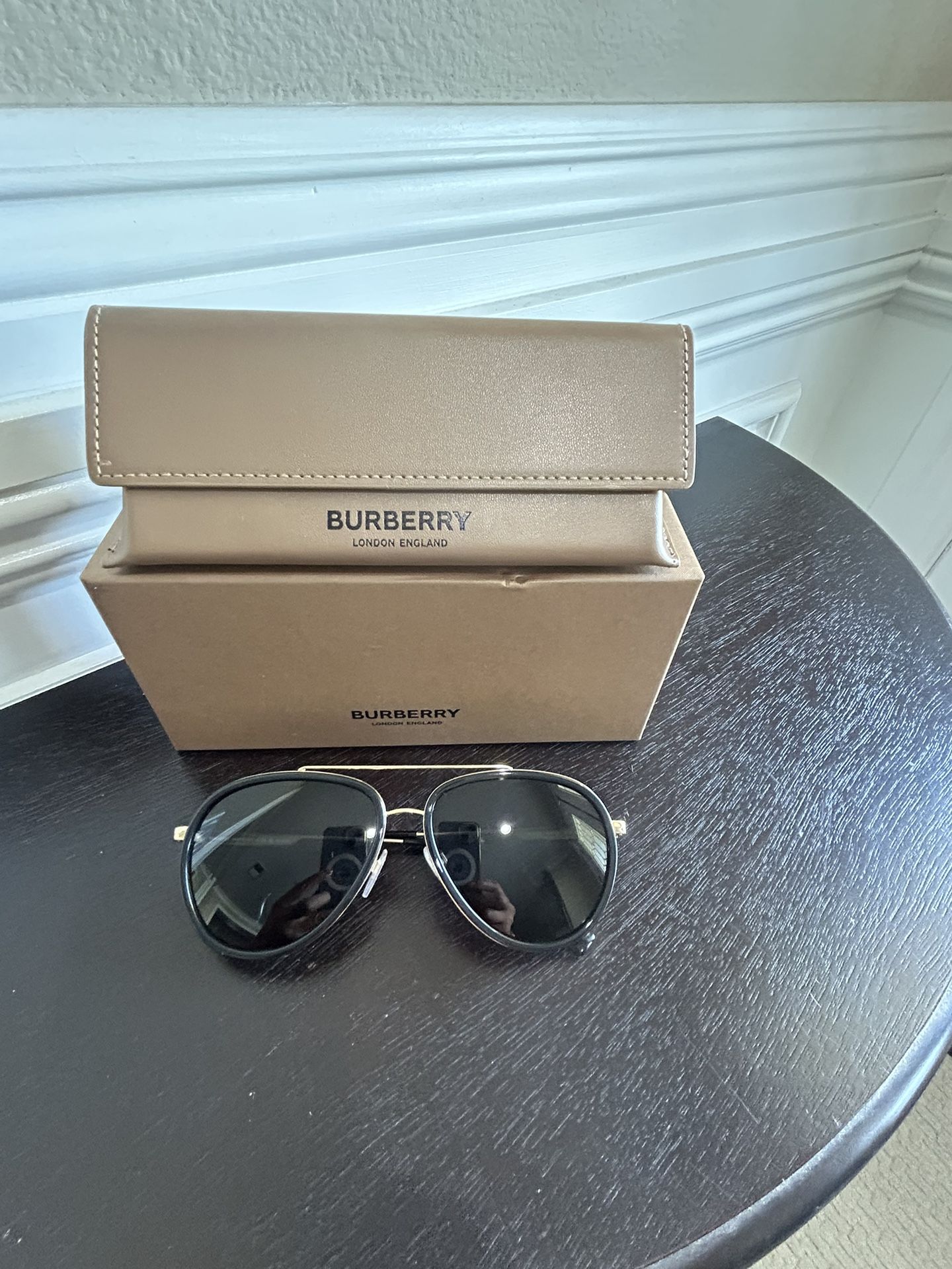 Burberry Sunglasses - Like New w/Case Burberry B3074 1003/87 Sunglasses Black 60mm w/ Case - Like  main image 2