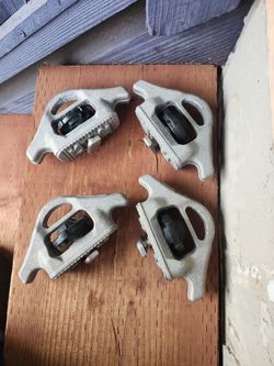 Nissan Frontier Pick Up Truck Bed Track Cleats / Tie Downs OEM Set of 4