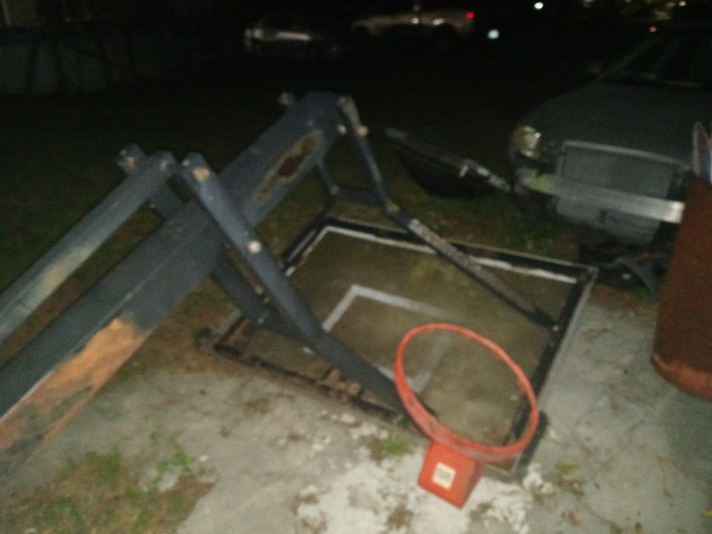 Basketball Hoop Also Have Rim No Net Or Bolts do Very Very Very Heavy Pick Up Only  $100 AS IS