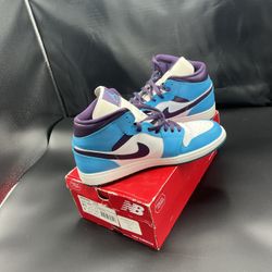 Nike Air Jordan 1 “hornets” Size 11